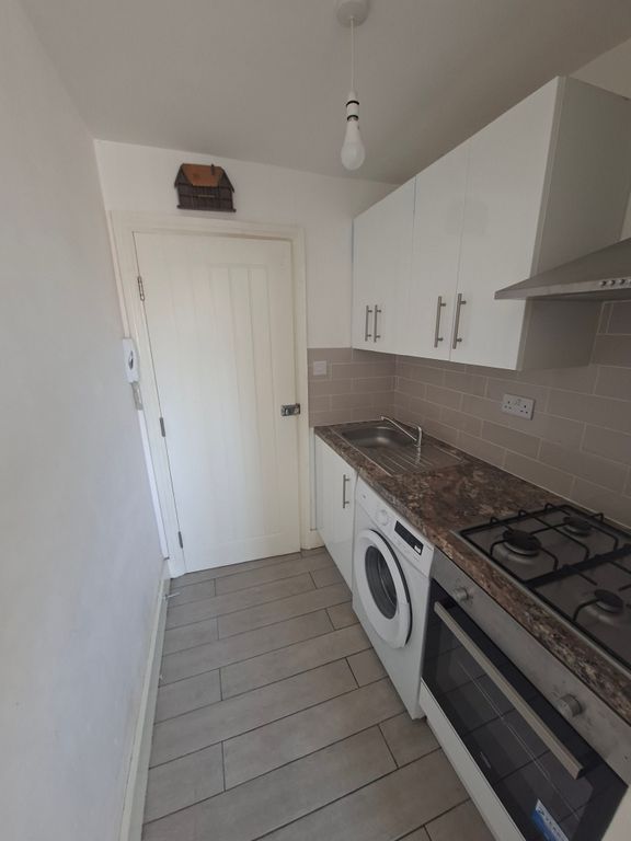 Property photo 1 of 3
