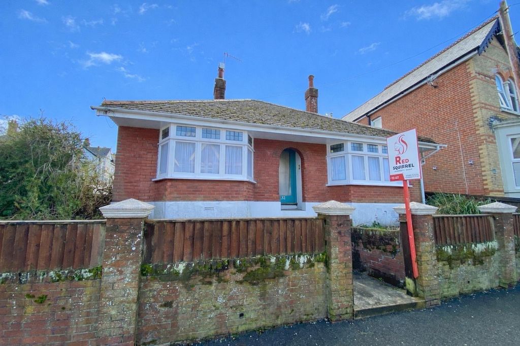 Property photo 1 of 11 Front (Exterior)