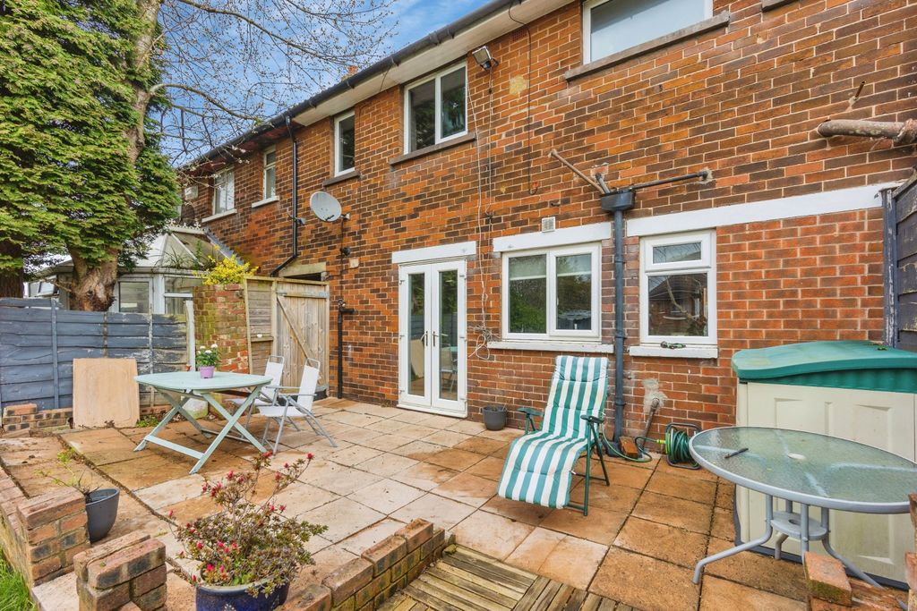 Property photo 2 of 15