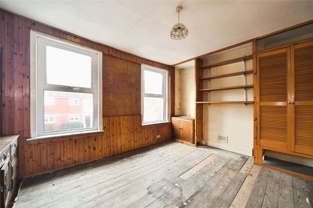 Property photo 2 of 20 Picture No. 01