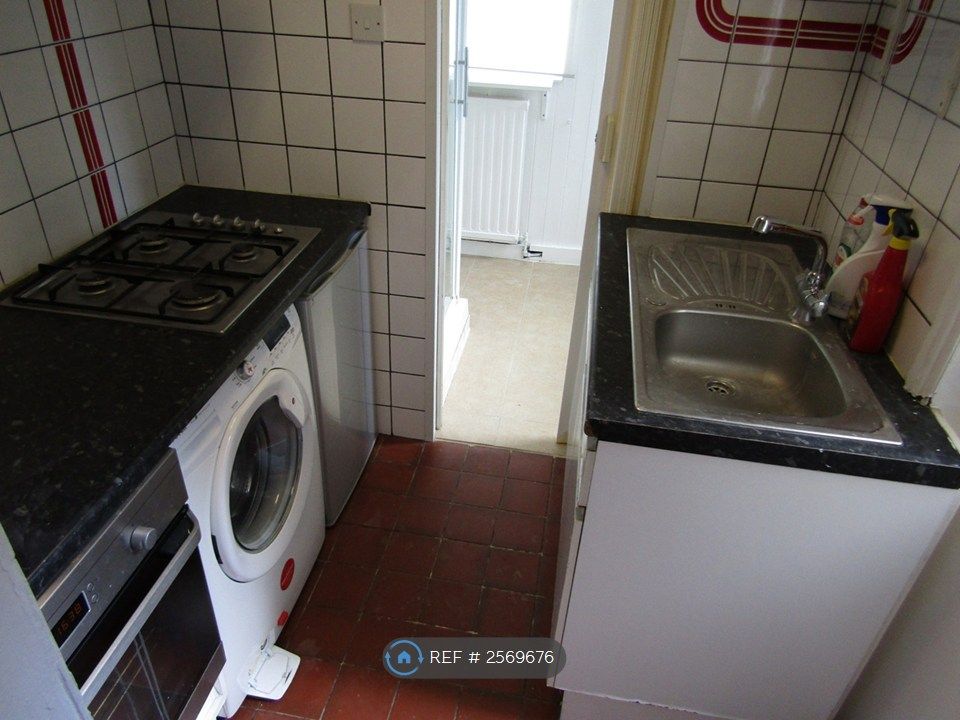 Property photo 2 of 7