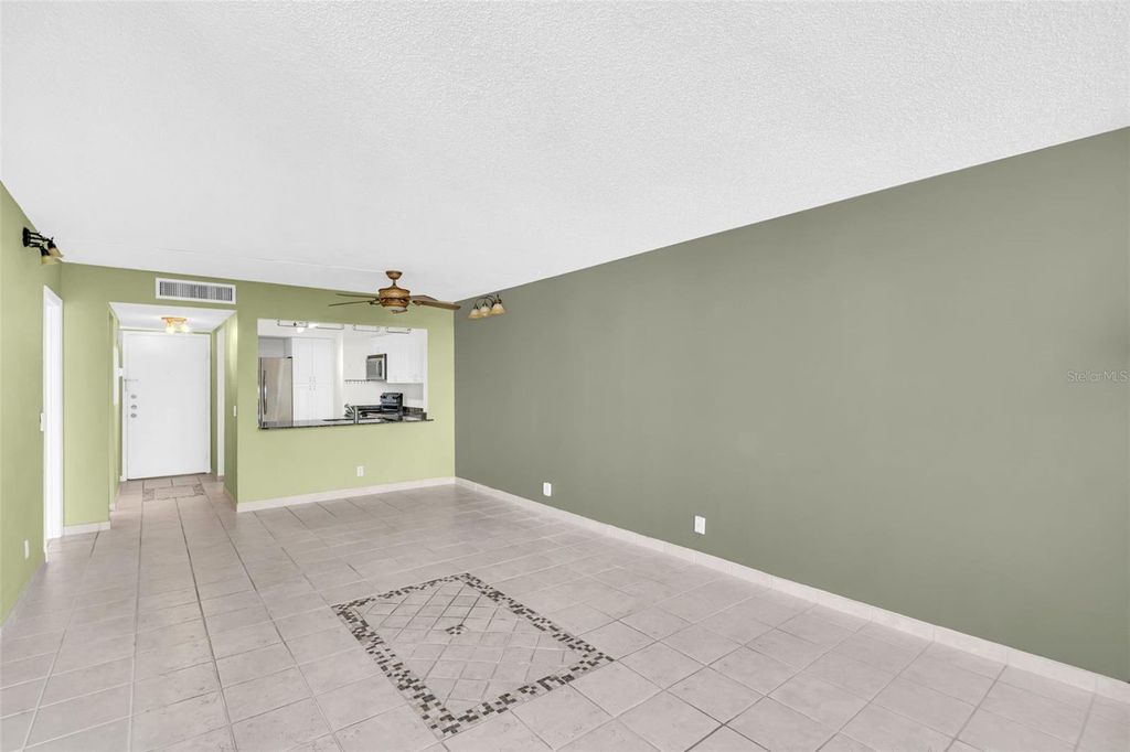 Property photo 3 of 19 <Alttext/>