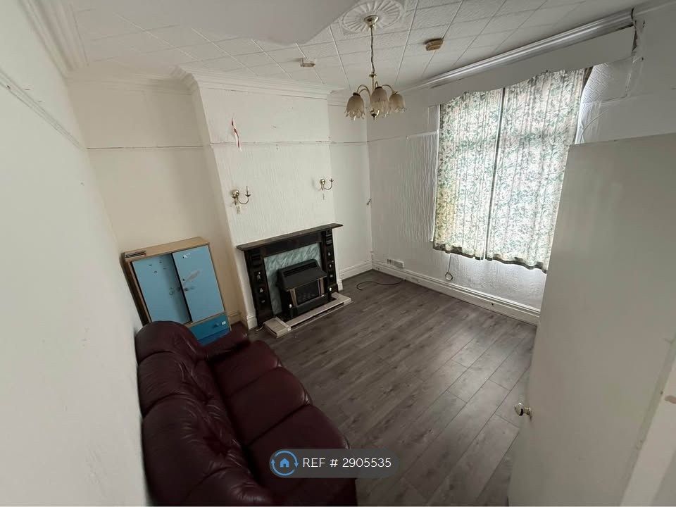 Property photo 2 of 19