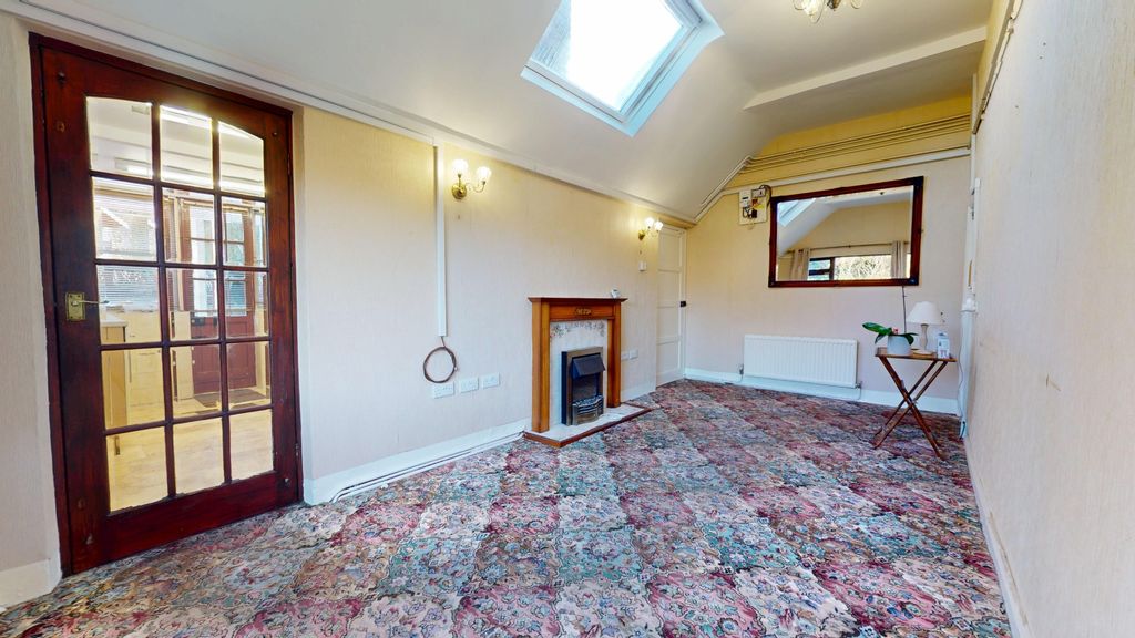 Property photo 3 of 16 4687453