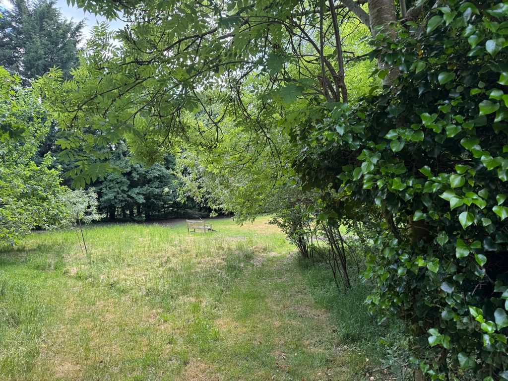 Property photo 2 of 4 Photo 2