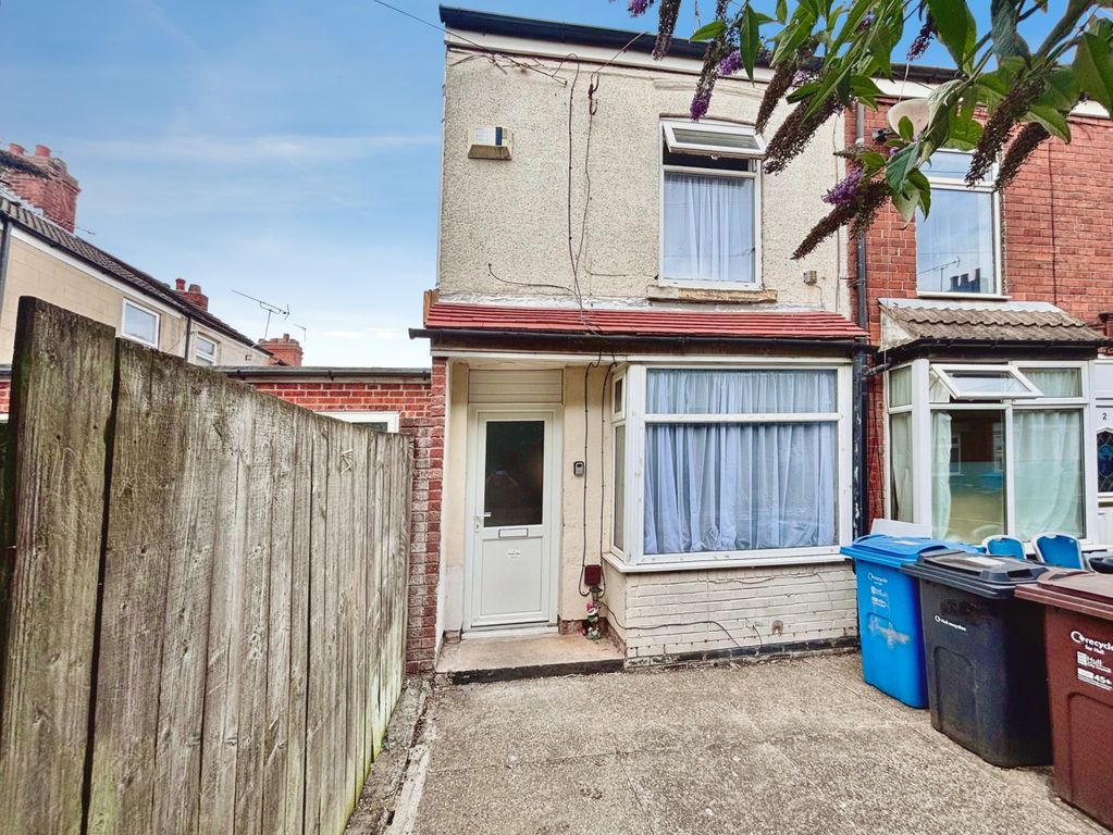 Property photo 1 of 17