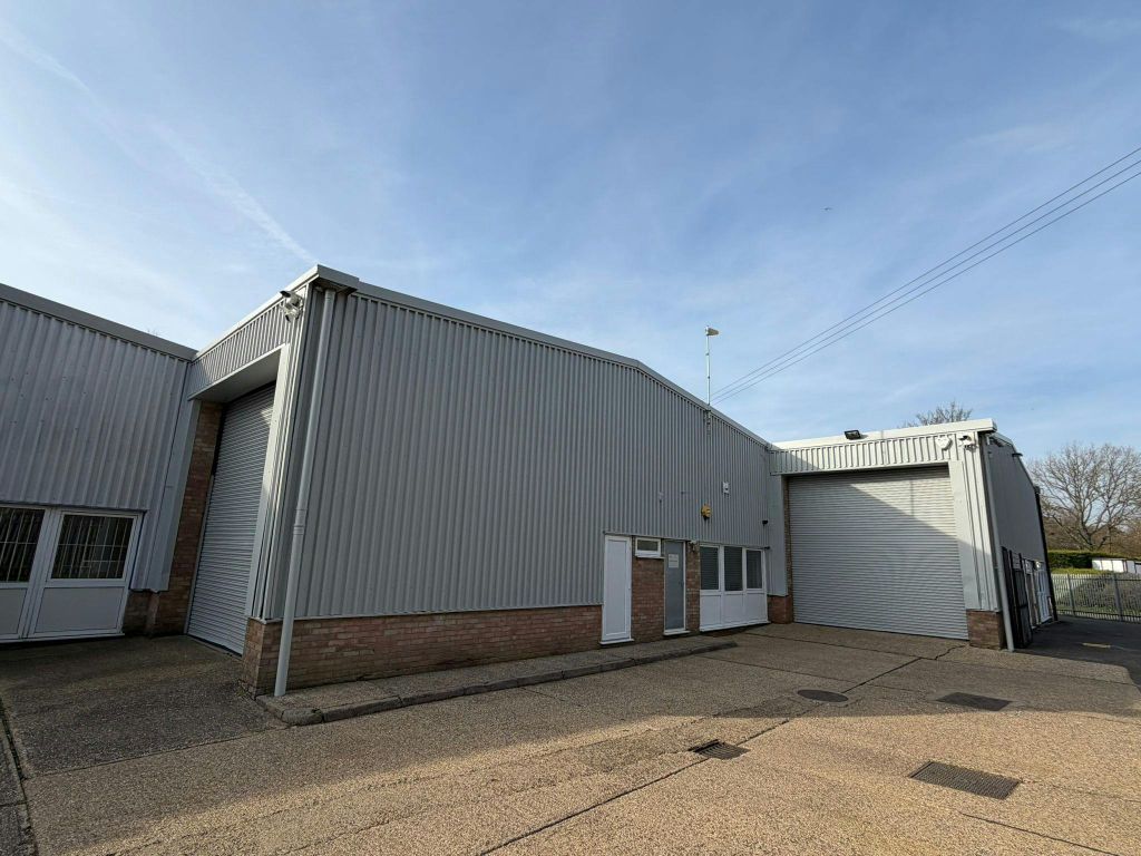 Property photo 1 of 5 External 4.Jpg