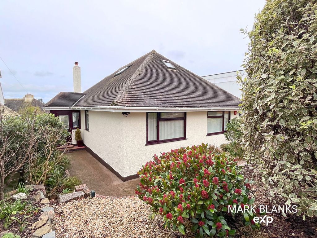 Property photo 2 of 30