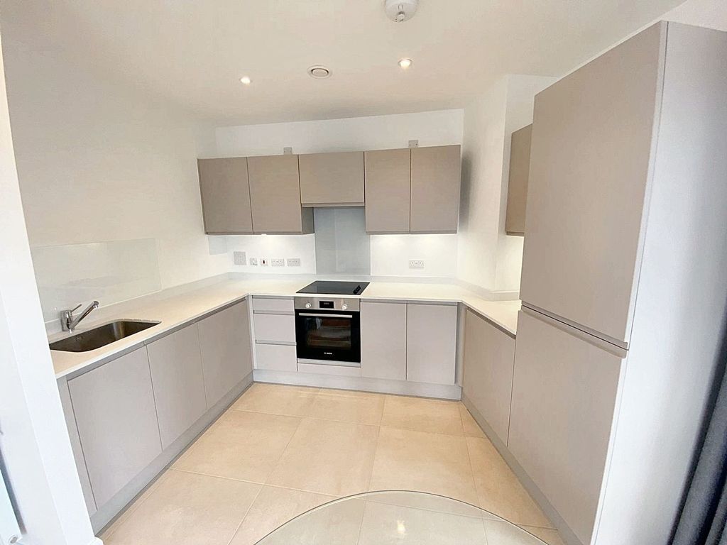 Property photo 2 of 9