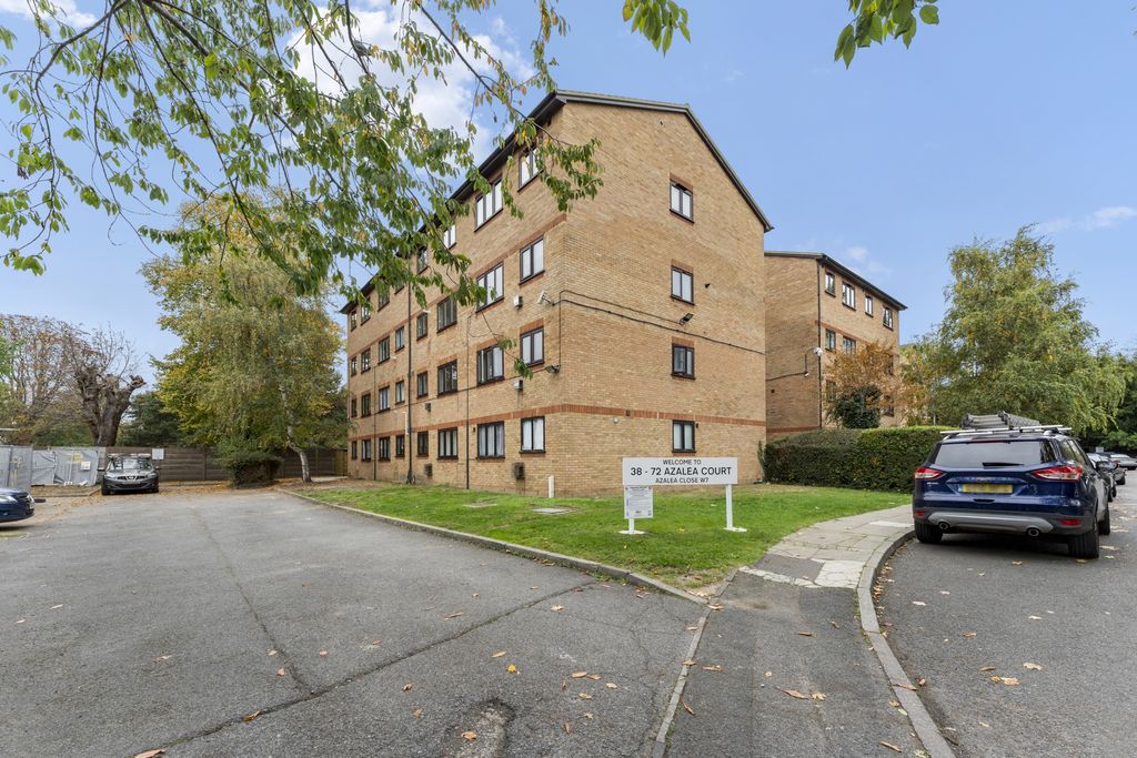 Property photo 1 of 11 Photo 12