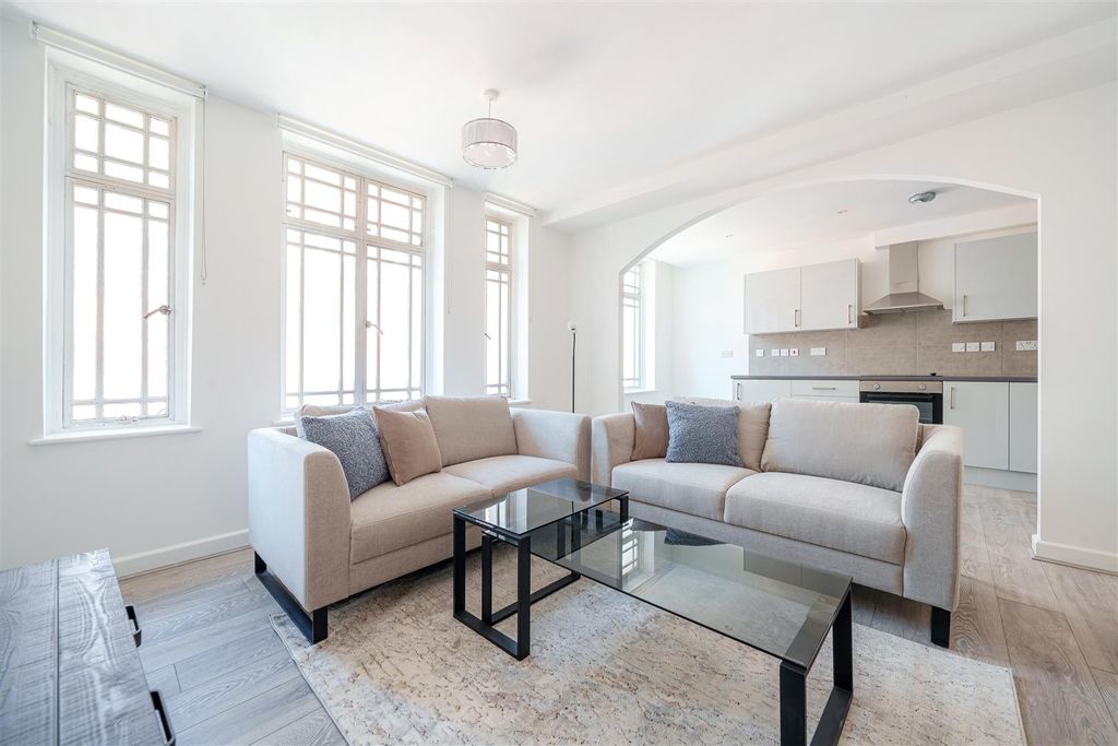 Property photo 1 of 23 Reception Room