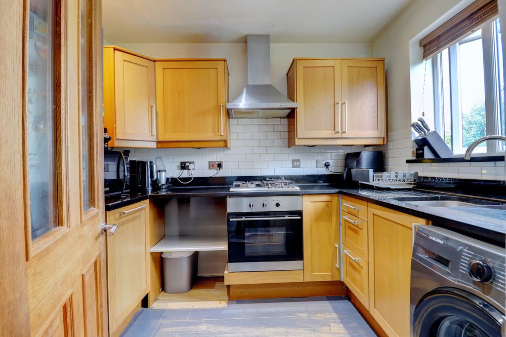 Property photo 3 of 8 Picture No. 15