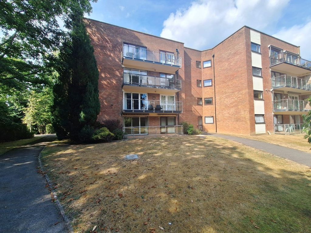 Property photo 1 of 18