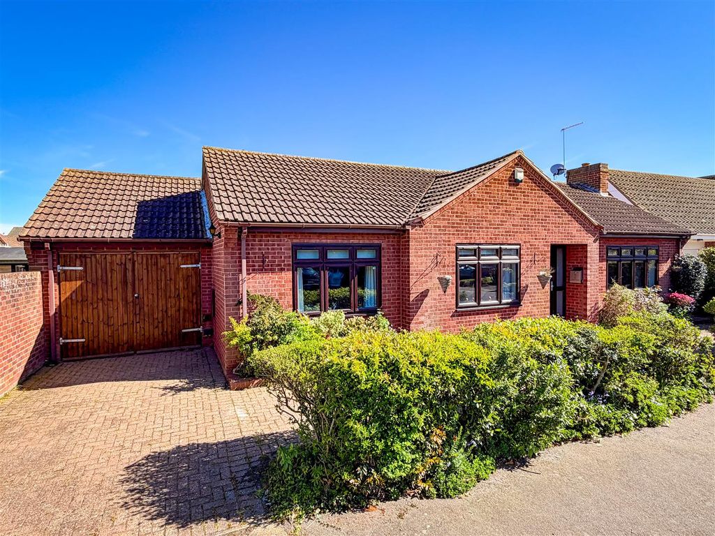 Property photo 1 of 26