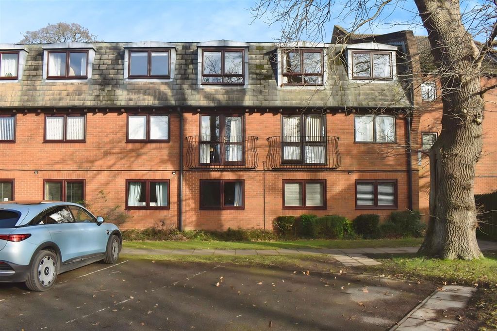 Property photo 1 of 19 Ffe8112A-Hoh 20Front 20End.Jpg