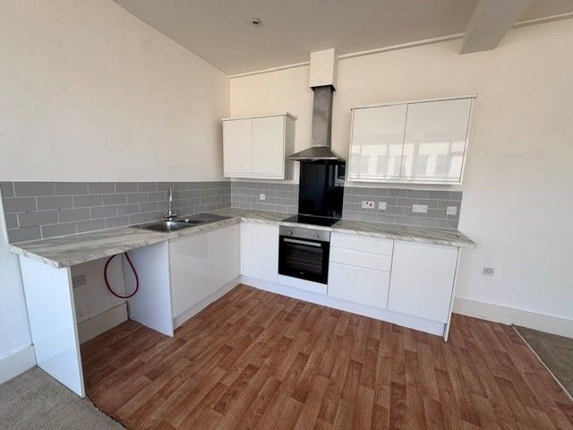 Property photo 2 of 4 Kitchen