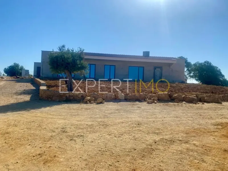 Property photo 1 of 56 Img 0