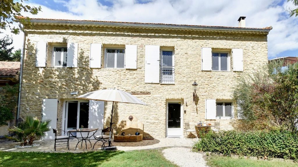 Property photo 2 of 26