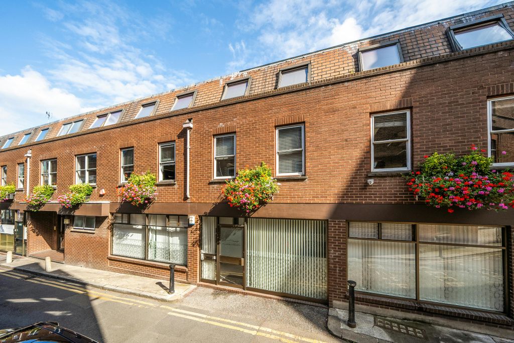 Property photo 1 of 10 66d953Faf2Df11182766 1.Jpg