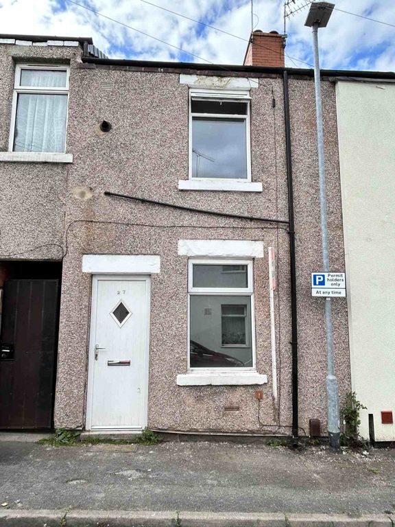 Property photo 1 of 2