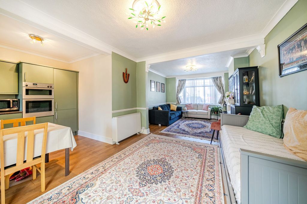 Property photo 2 of 16