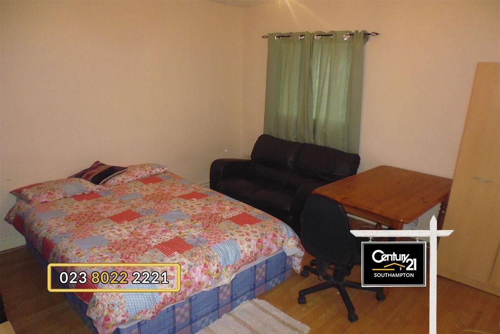 Property photo 2 of 6