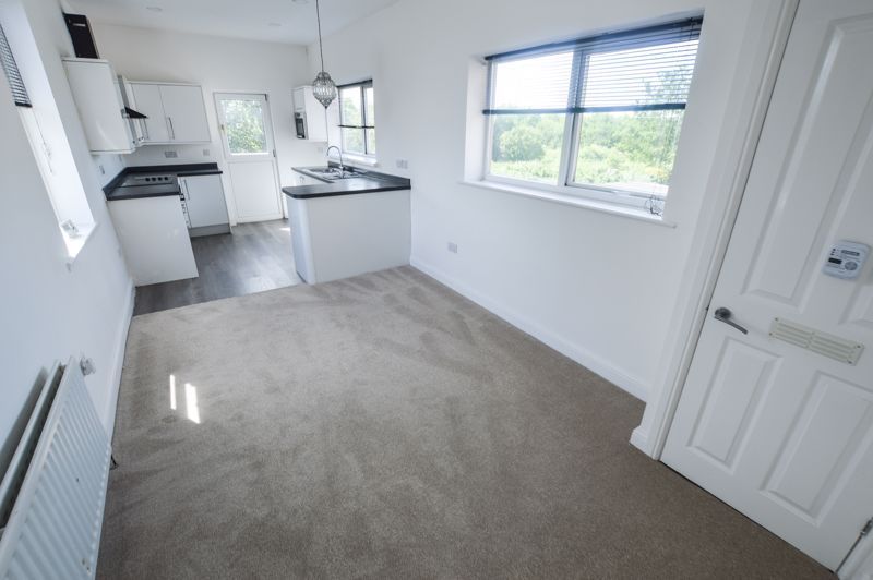 Property photo 2 of 12 Photo 9