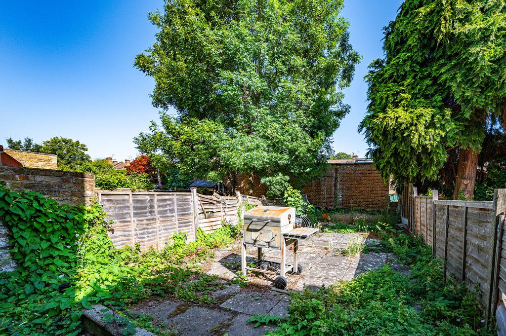 Property photo 3 of 14