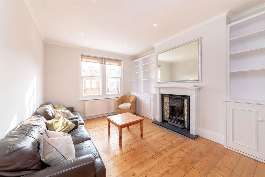 Property photo 2 of 6