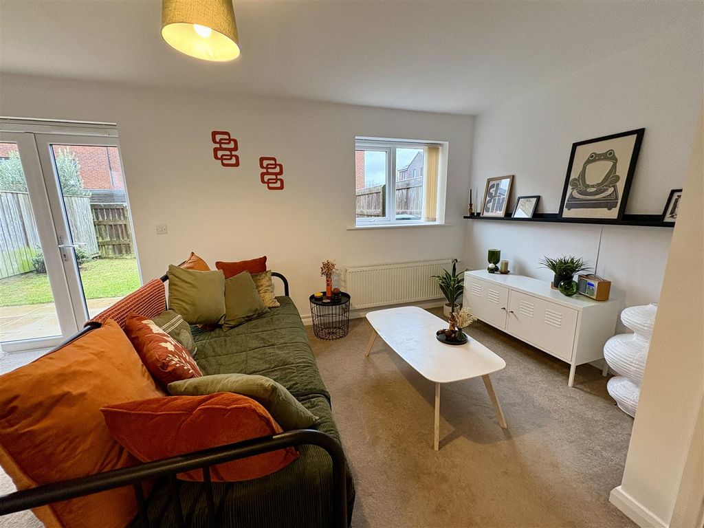 Property photo 1 of 27