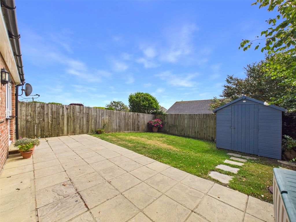 Property photo 2 of 27 Picture No. 33