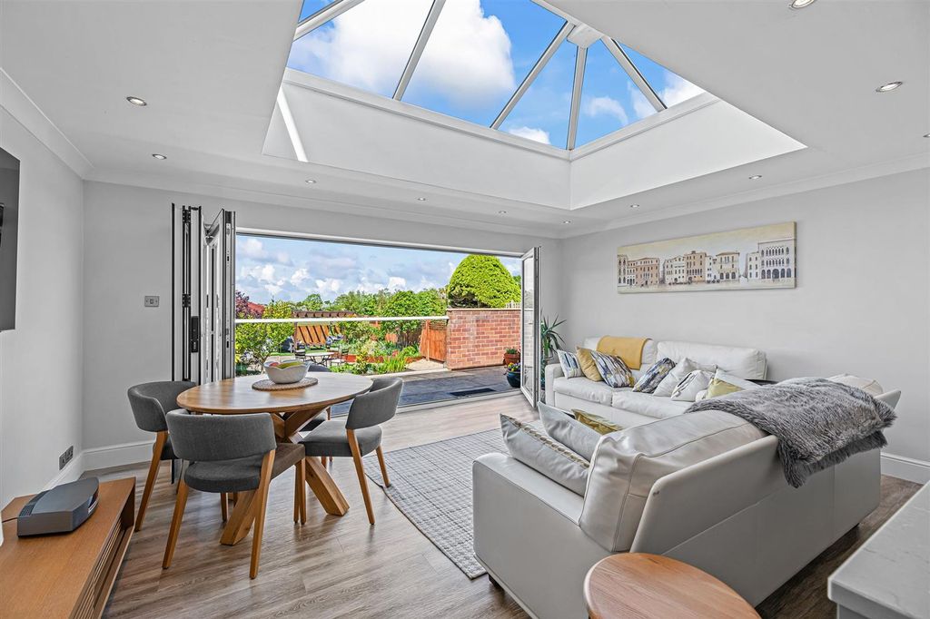 Property photo 2 of 21 Family Room