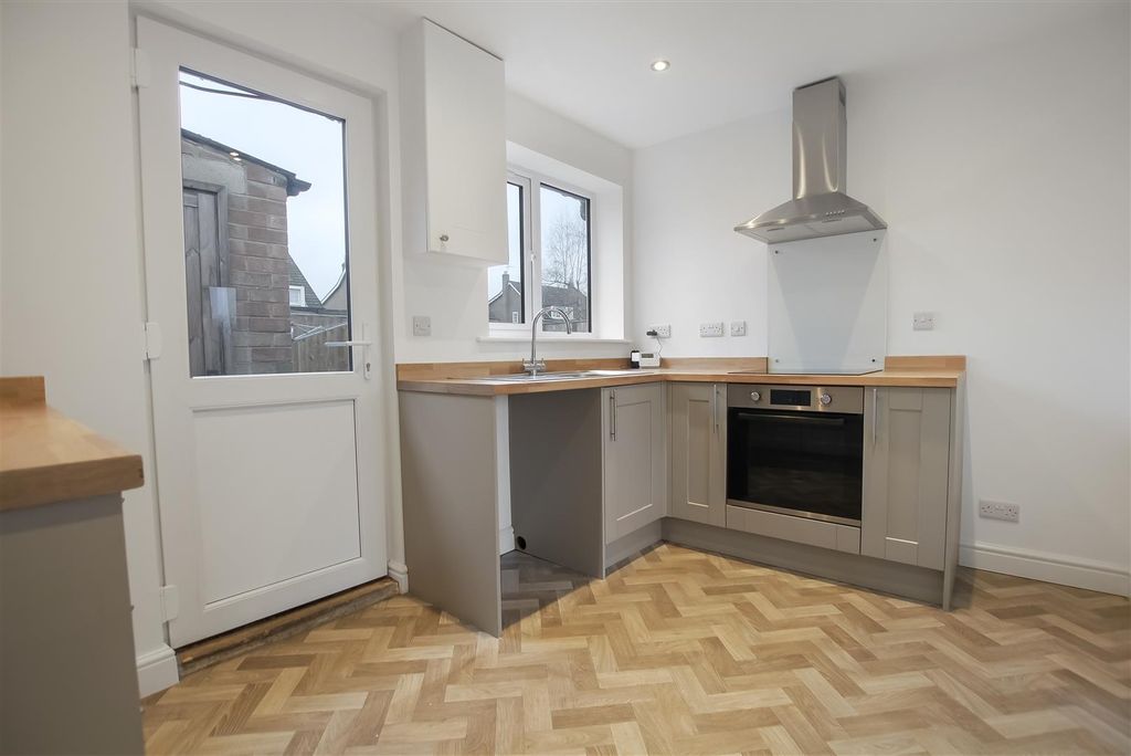 Property photo 3 of 13 Img_0463.Jpg