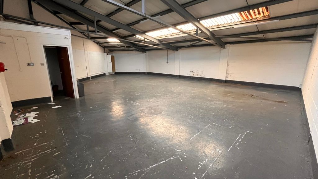 Property photo 2 of 6 Photo 5