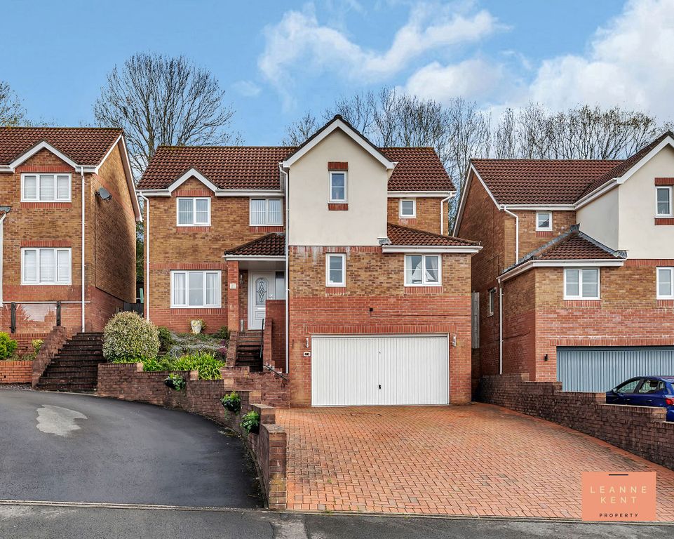 Property photo 1 of 45