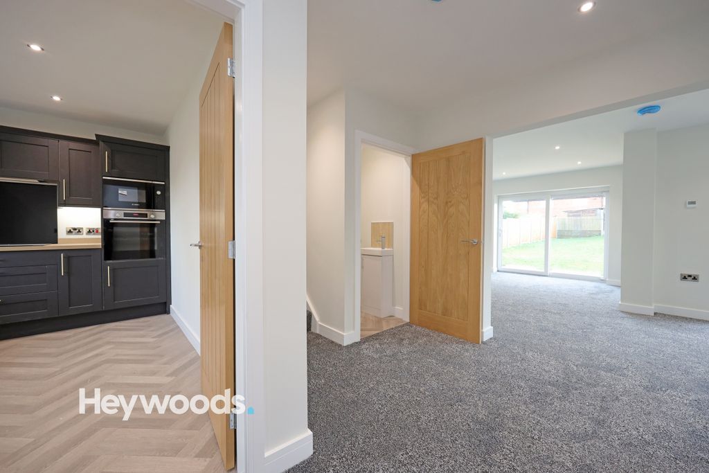 Property photo 3 of 83 0F1A4260