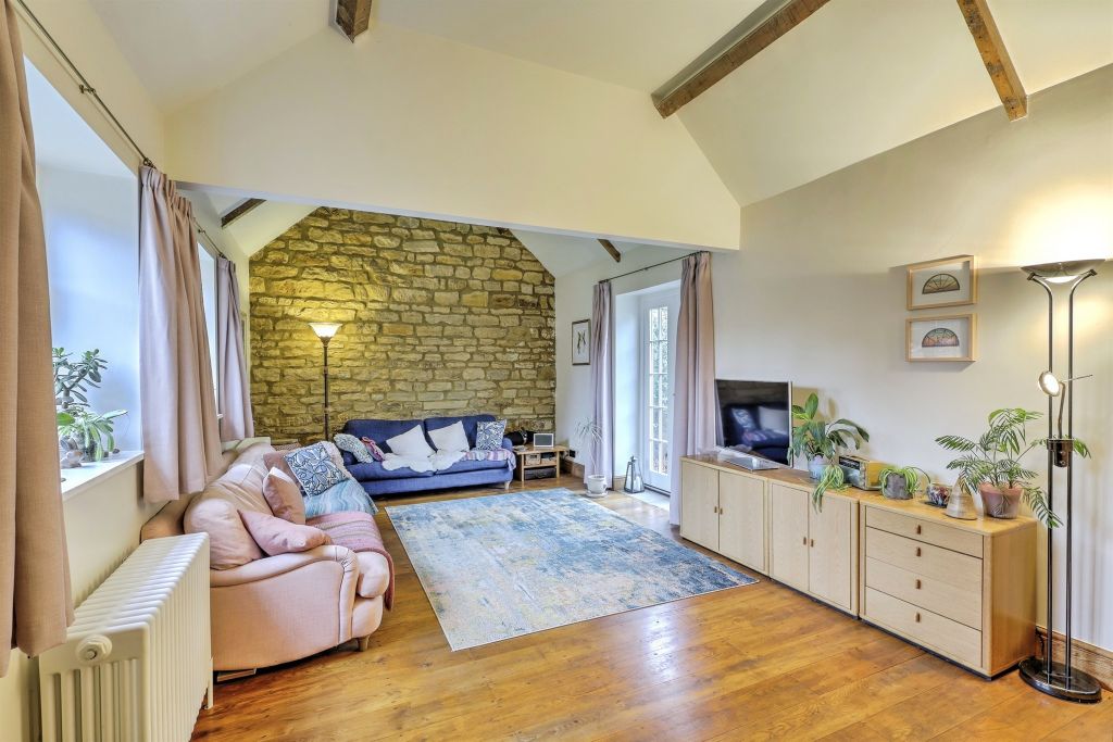 Property photo 3 of 25