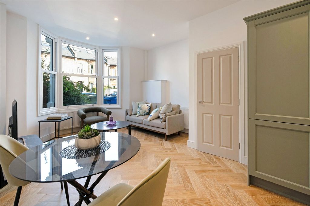 Property photo 3 of 14 Reception Room