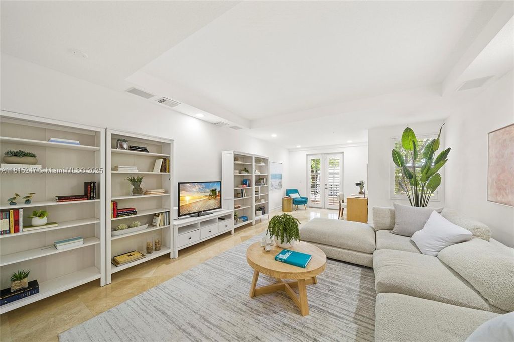 Property photo 2 of 33 <Alttext/>