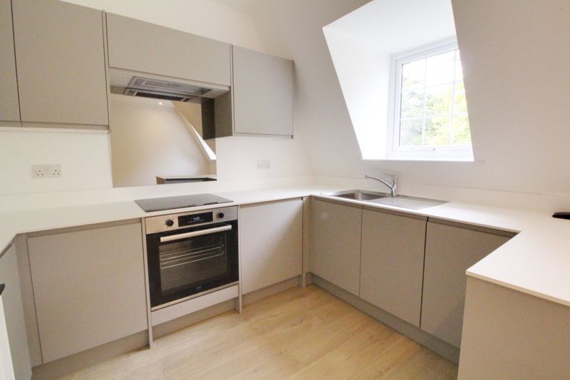 Property photo 2 of 6 Photo 6