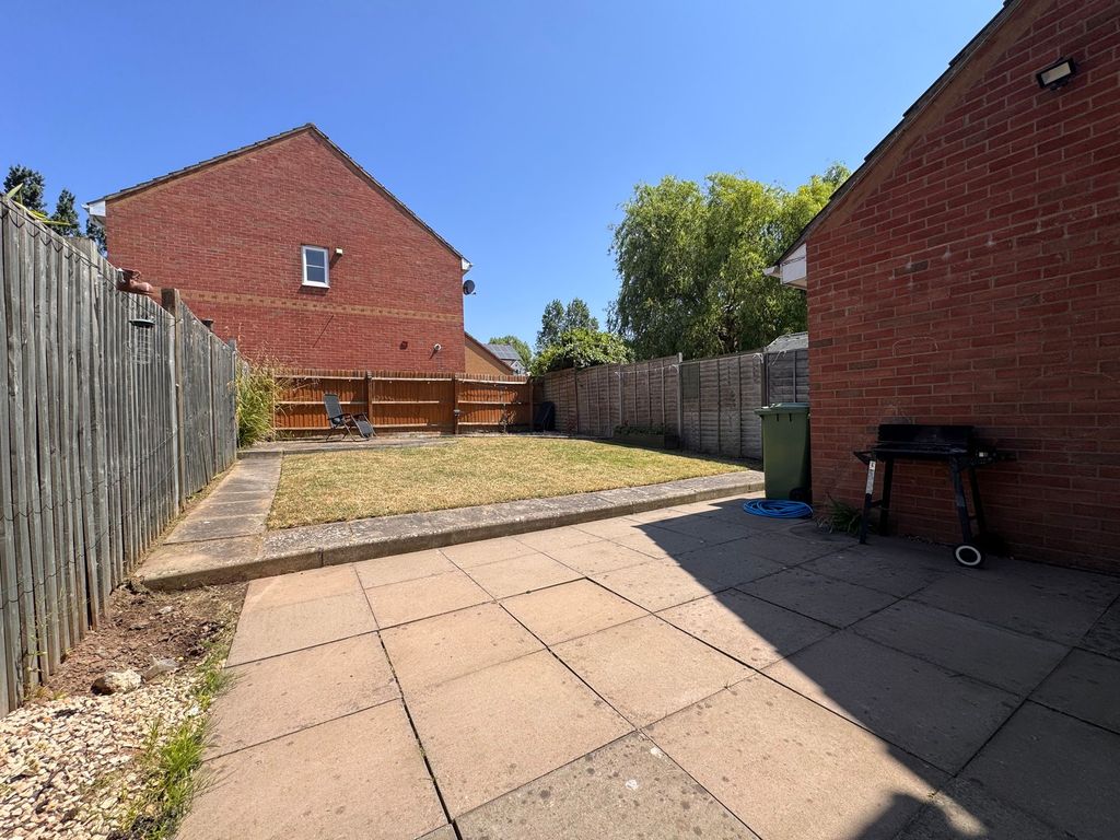 Property photo 2 of 26