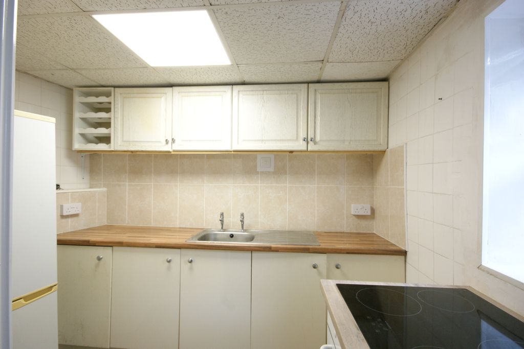 Property photo 2 of 4