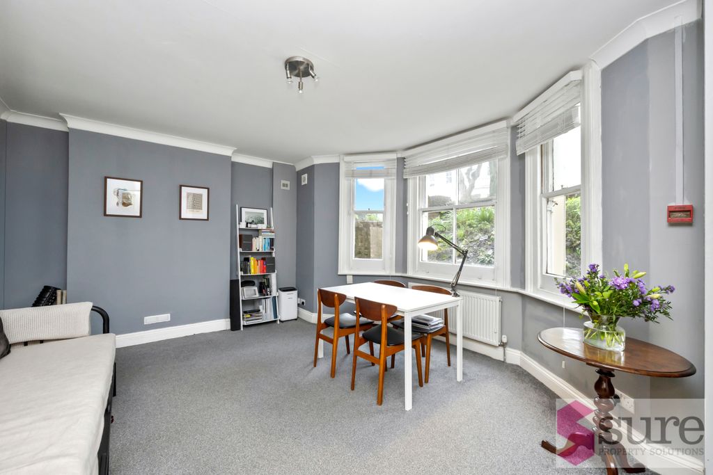 Property photo 2 of 18 Ventnor Villas, 32, Flat 1-016