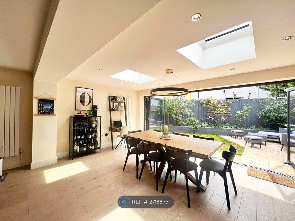 Property photo 1 of 23 Living Area