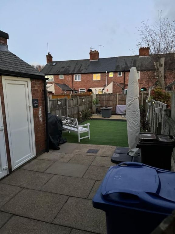 Property photo 2 of 9