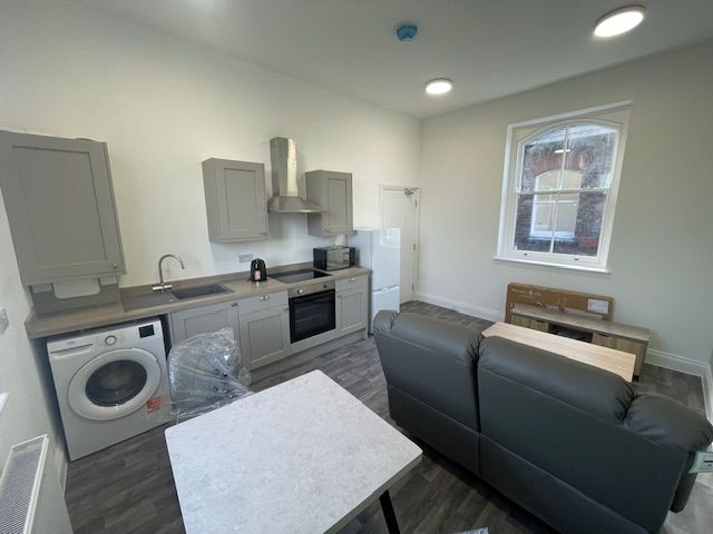 Property photo 2 of 7