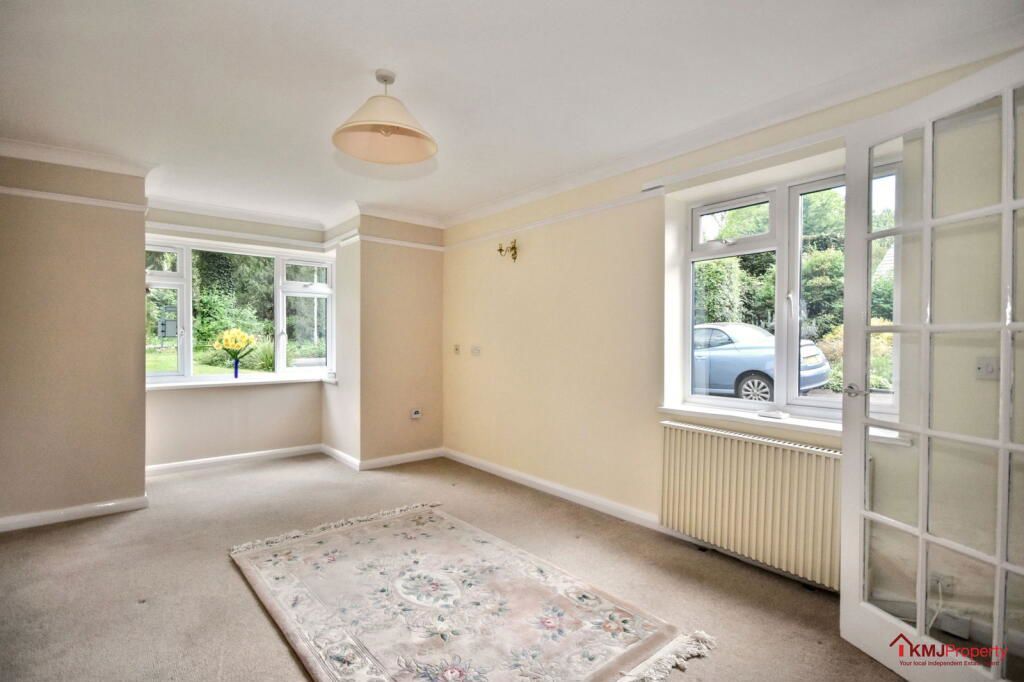 Property photo 2 of 8