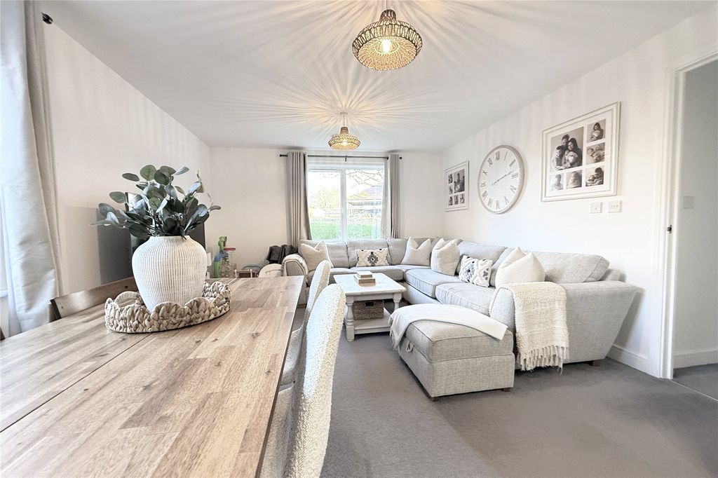 Property photo 3 of 14 Dining/Living Area