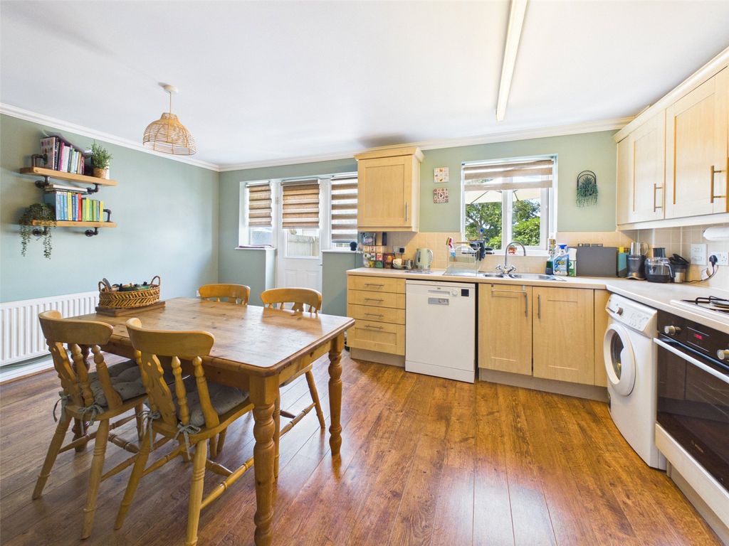 Property photo 2 of 15 Picture No. 02