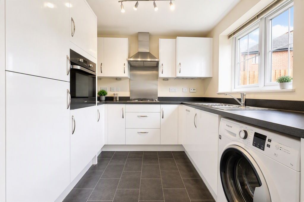 Property photo 3 of 11 Designer (17)